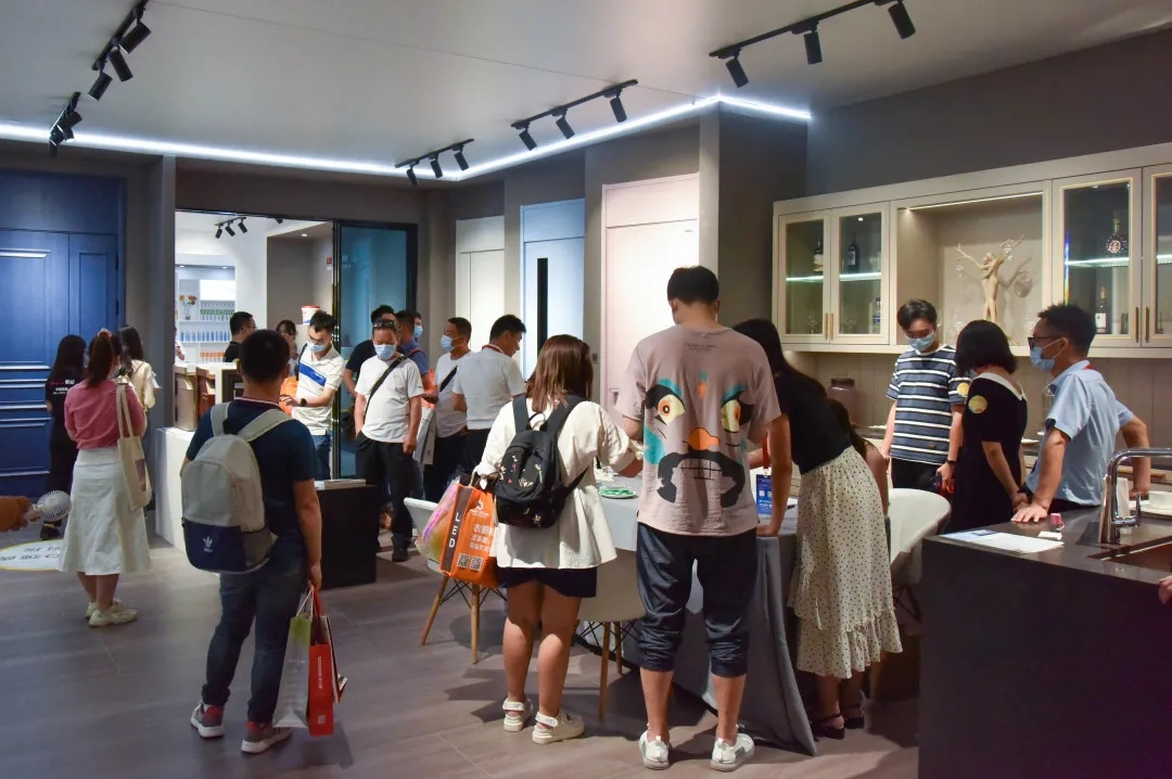 廣州建博會(huì)丨精彩圓滿落幕，領(lǐng)尚探索創(chuàng)新實(shí)現(xiàn)品牌營(yíng)銷(xiāo)新突破