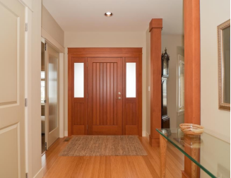 領(lǐng)尚櫥柜實木門品牌