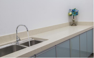 領(lǐng)尚石英石廚房臺(tái)面定制尺寸需要注意哪些要求？