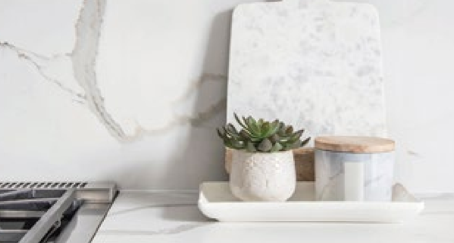 致密無(wú)孔，長(zhǎng)效抗污