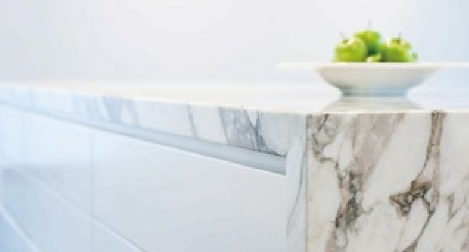 30多道工序，光亮易潔